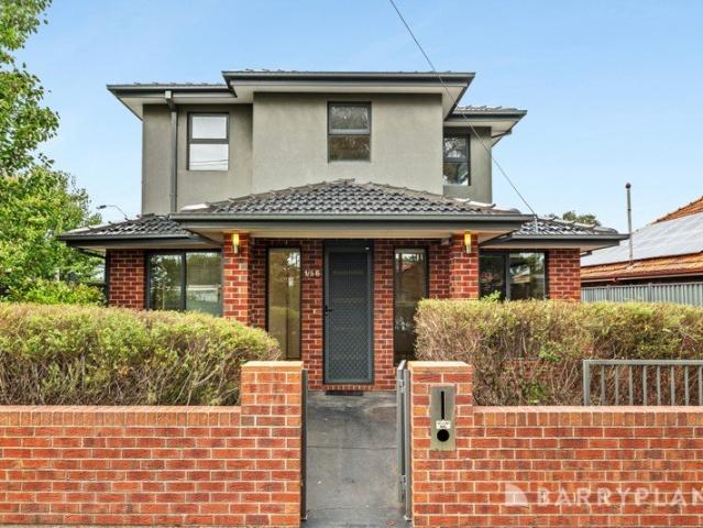 Townhouse for sale in Camerons Creek, Victoria