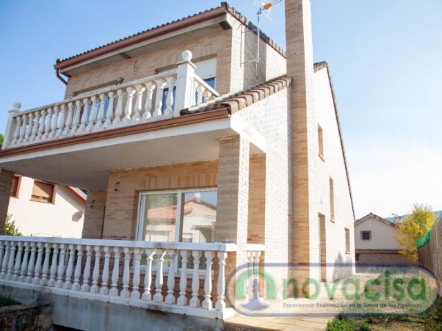 Casa en venta en Pelayos De La Presa