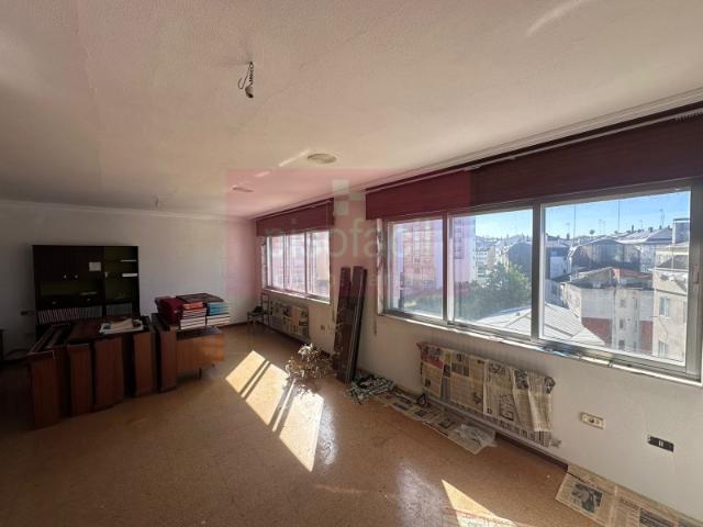 Piso en venta en San Roque, Lugo