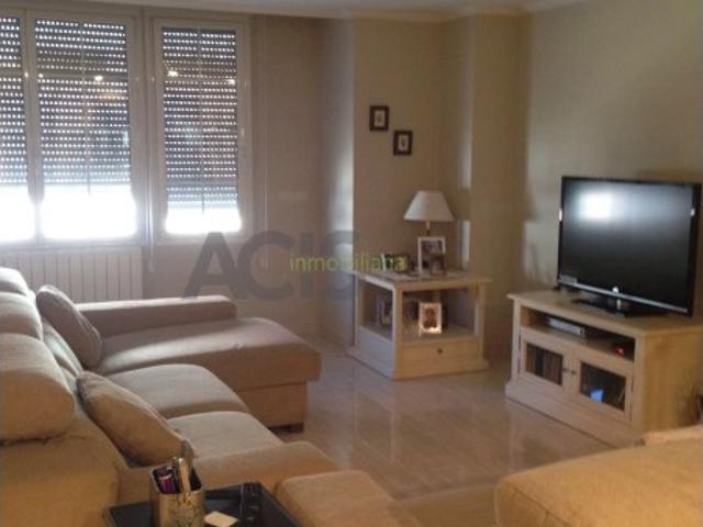 Casa en venta en L'alcúdia, Urbanització Istobal