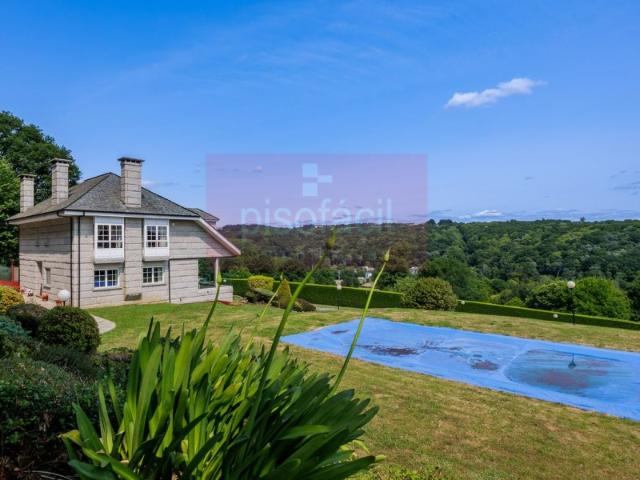 Casa en venta en Orbazai, Lugo