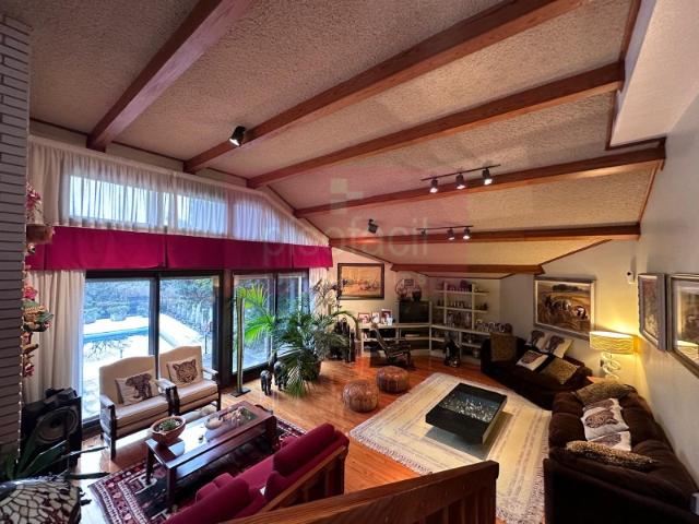 Casa en venta en Orbazai, Lugo