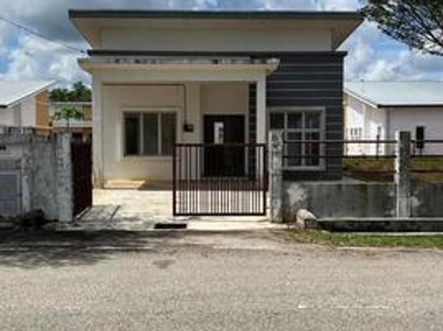 Bungalow for sale in Kluang, Johor