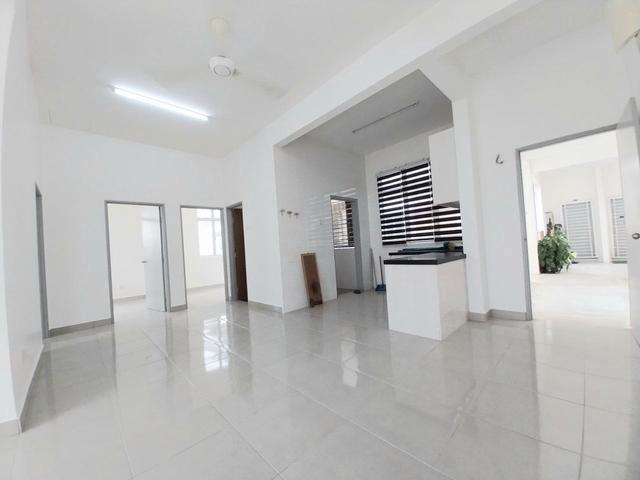 Apartment for sale in Tanjong Sepat, Selangor