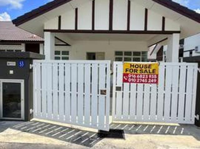 Residential House for sale in Sendayan Village, Negeri Sembilan