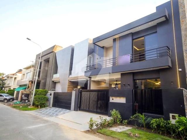 House for sale in لاہور, لاہور ڈویژن