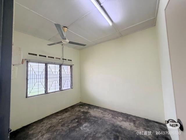 Flat for sale in Ulu Tiram, Johor