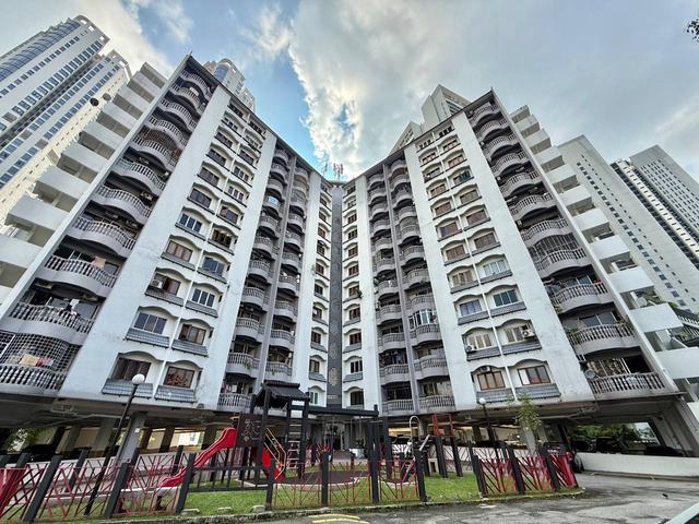 Condominium for sale in Country Heights Damansara, Kuala Lumpur