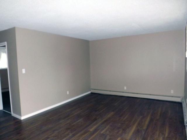 Apartment for rent in Wedgewood, Alberta