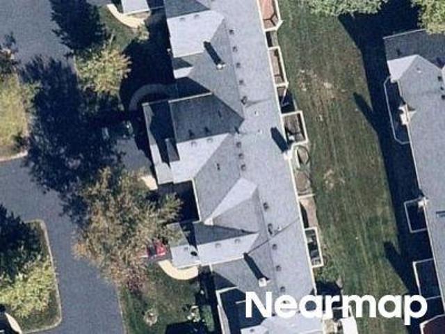 Townhouse for sale in Gurnee, Illinois