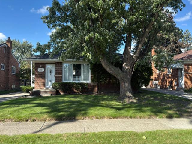 House for sale in Sylvia Lanes, Dearborn Heights