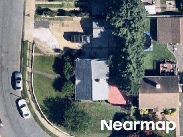 House for sale in New Lynn, Uniondale