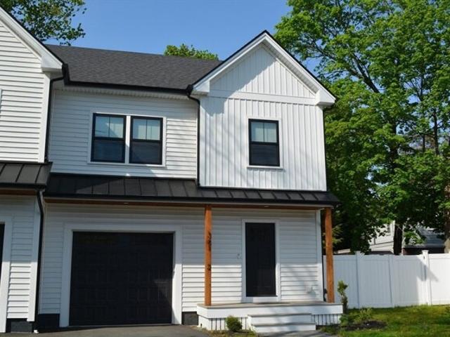 Condo for sale in Wakefield, Massachusetts