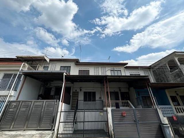 Terraced House for sale in Kluang