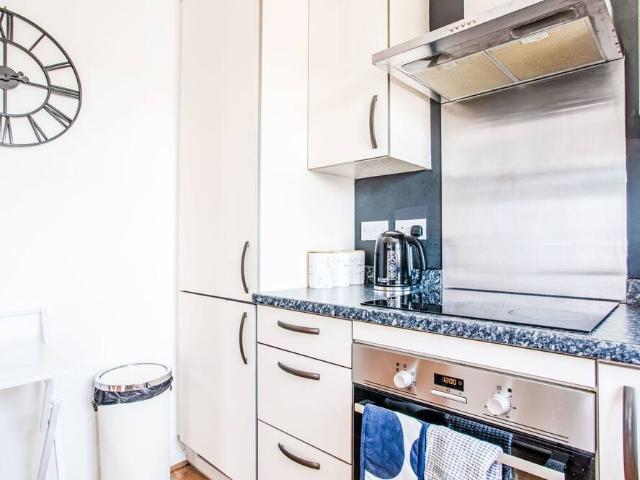 Apartment for rent in Lower Broughton, Salford
