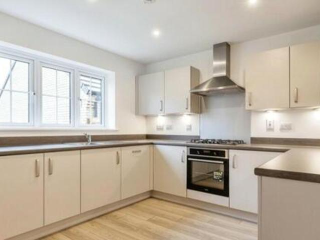 House for sale in Heartsease, East Bank