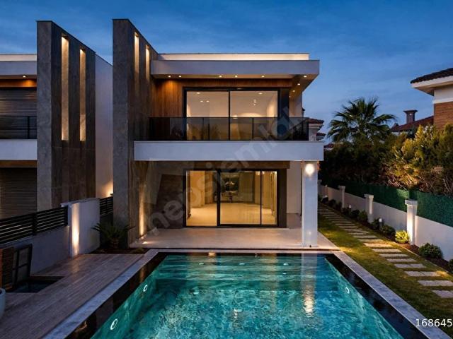 Çeşme, İzmir içerisinde satılık Villa