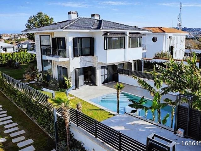 Çeşme, İzmir içerisinde satılık Villa