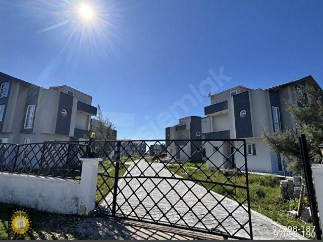 Dikili, İzmir içerisinde satılık Villa