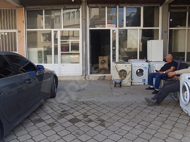 Zafer, Salihli içerisinde satılık Dükkan