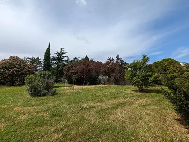 Terrain vente à Jonzac, Salignac-sur-charente