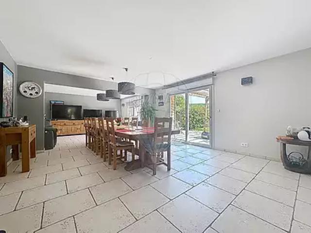 Maison vente à Sens, Saligny
