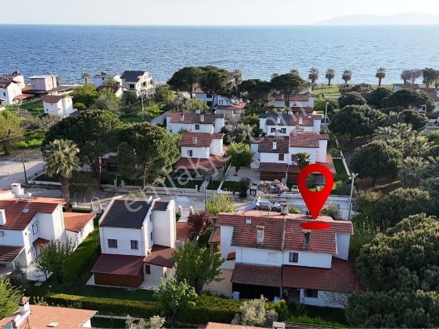 Dikili, İzmir içerisinde satılık Villa