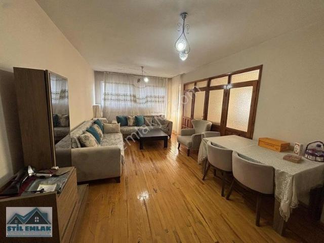Cumhuriyet, Salihli içerisinde kiralık mülk