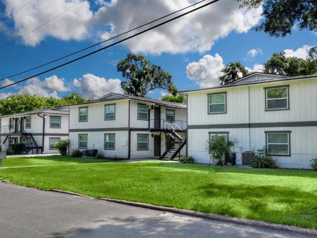 Apartment for rent in Deland, Florida