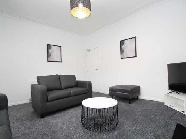 House for rent in Far Fold, Leeds