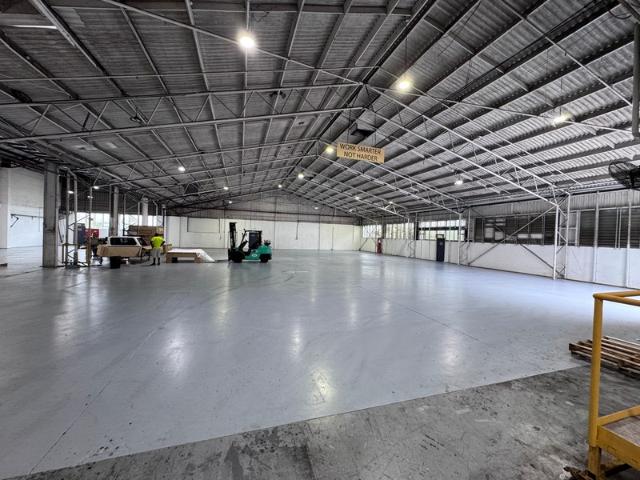 Warehouse for rent in Toombul, Queensland