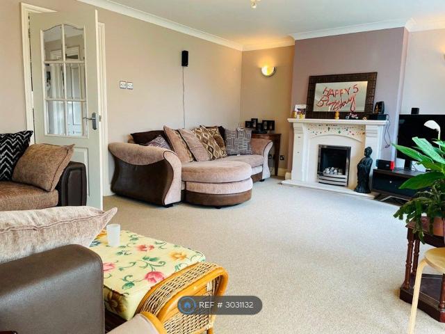 House for rent in South Ham, Priest Down