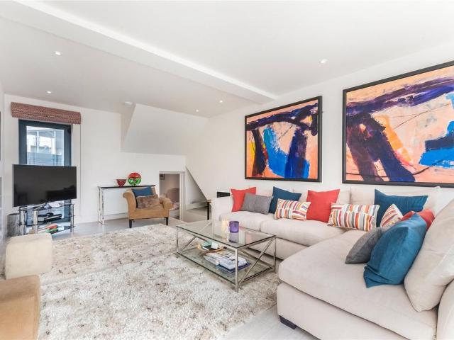 Apartment for rent in Fulham, Greater London