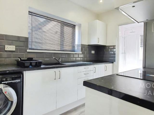 Apartment for rent in Falcon Lodge, Wales