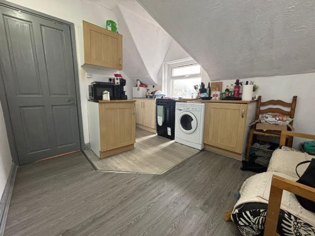 House for rent in Falcon Lodge, Wales