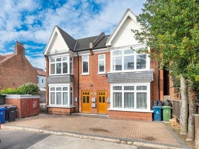 Apartment for rent in London Borough of Harrow, Greater London