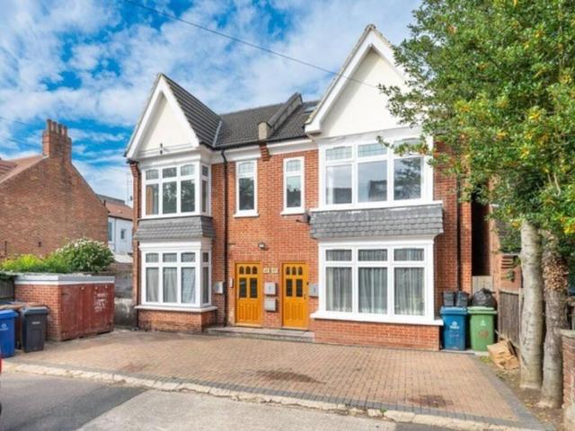 Apartment for rent in London Borough of Harrow, Greater London