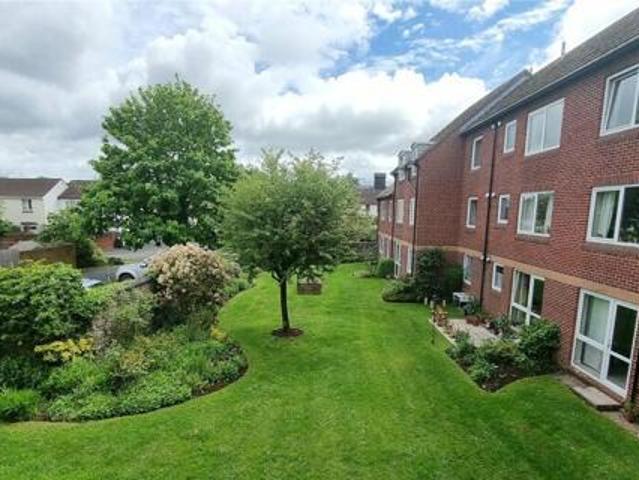House for sale in Knowles Hill, Teignbridge