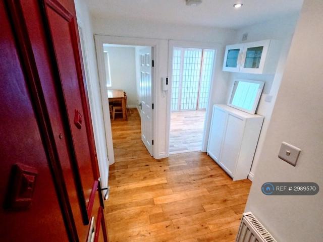 Apartment for rent in Paddington, Greater London