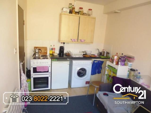 Apartment for rent in The Polygon, City Of Southampton