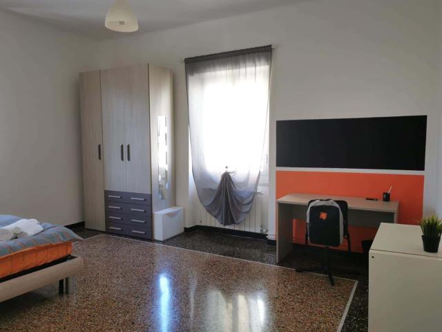Stanza in affitto a Centro Est, Serra Riccò