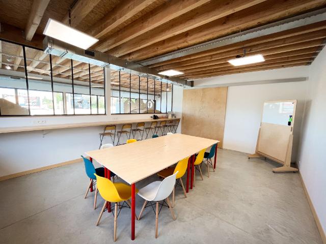 Bureau location à Andenne, Wallonie