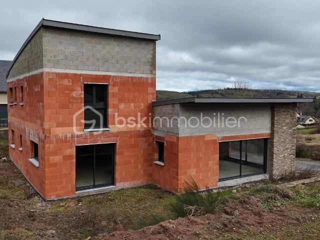 Maison vente à Millau, Salles-curan