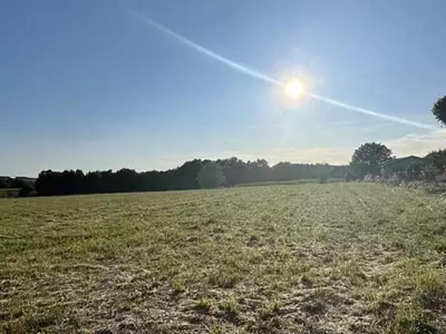 Terrain vente à Cognac, Salles-de-barbezieux