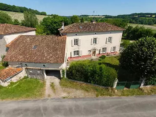 Maison vente à Angoulême, Salles-lavalette