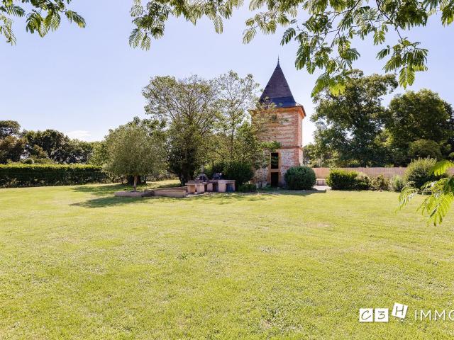 Château vente à Salles-sur-Garonne, Haute-Garonne