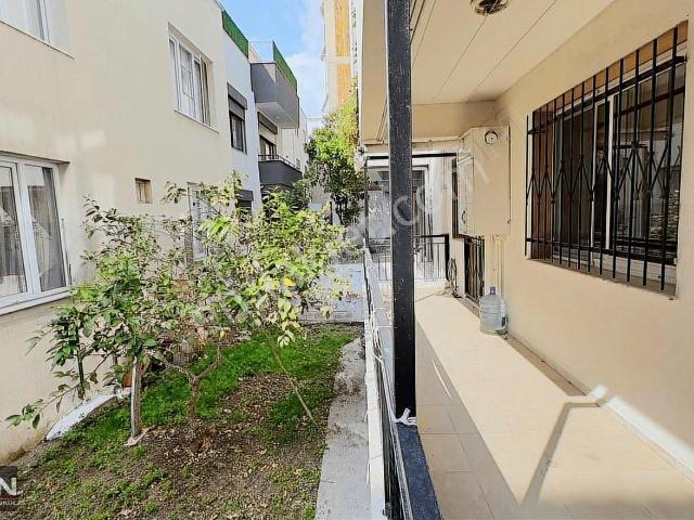 Karşiyaka, İzmir içerisinde kiralık mülk