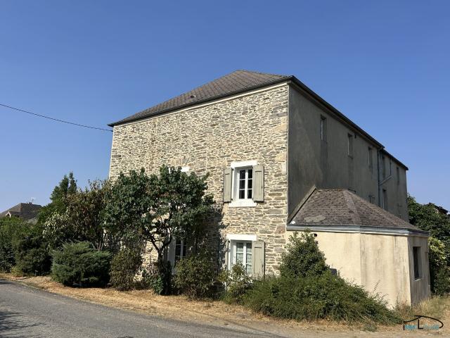 Maison vente à Salmiech, Aveyron