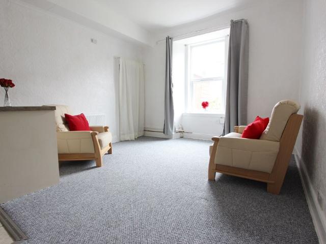 Apartment for rent in Hillside, Leith