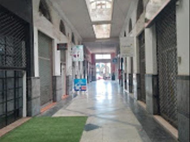 Local commercial location à Anfa, Gharb-Chrarda-Beni Hssen